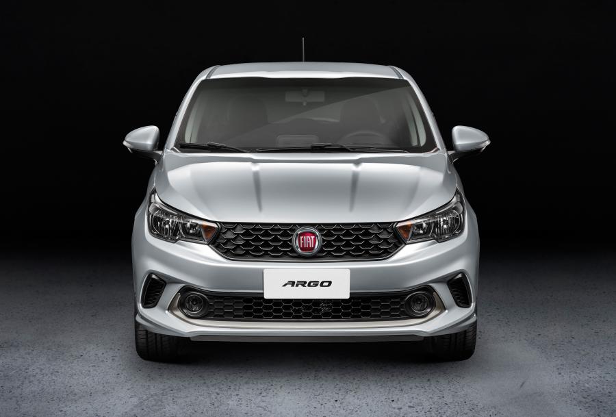  Fiat Argo Drive 2017 года  (фото 3 из 40)